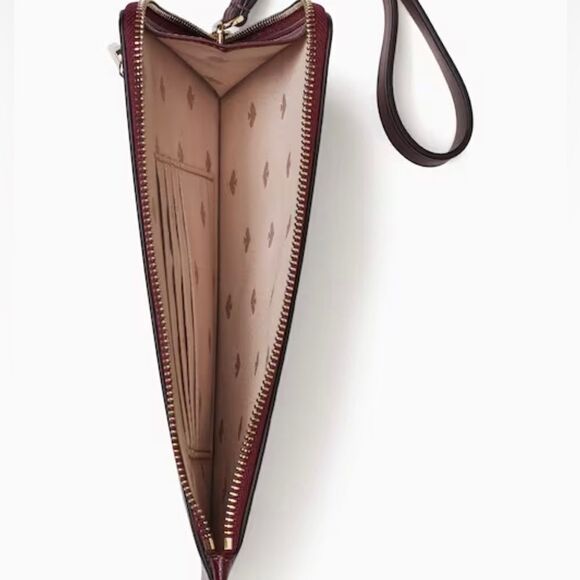 Kate Spade Staci Med Zip Wristlet saffiano leather do berry NWT IN PKG UNOPENED - Picture 3 of 6